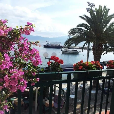 Apartment Iris Gradac (Split-Dalmatia)